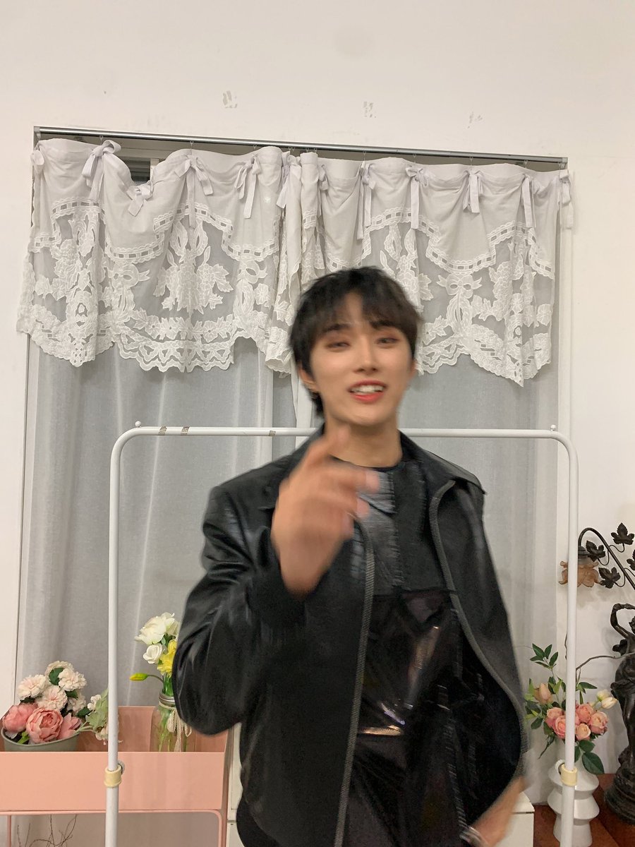 OmegaX_members's tweet photo. [#OX]

블랙쟌🖤

#OMEGA_X #오메가엑스 #재한 https://t.co/p6A5qMJG4n