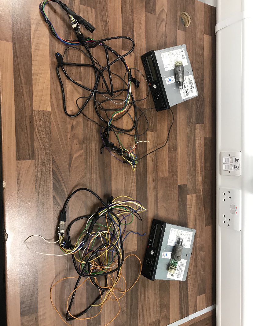Super work by our team in #Kent🚔

This operator thought it’s clever to circumvent #DriversHours rules with sophisticated devices!⏰

Our team are smarter than that, discovering the devices utilising a local #Tachograph centre, 2 x #HGV dealt with,at great expense &amp; disruption🚫