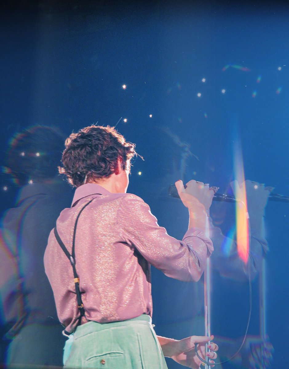 LHHTour's tweet photo. 📸| Harry en el #LoveOnTourTacoma 🐇
© haleykwea https://t.co/CKOhaPIt4B