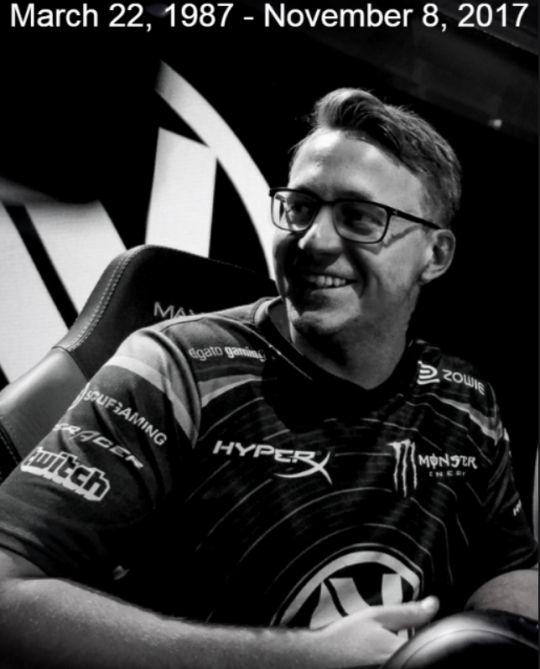 4 years ago we lost a legend, rest in peace <a href="/INTERNETHULK/">Dennis Hawelka</a> 😥

Thank you for everything you did for the community, you will never be forgotten ♥