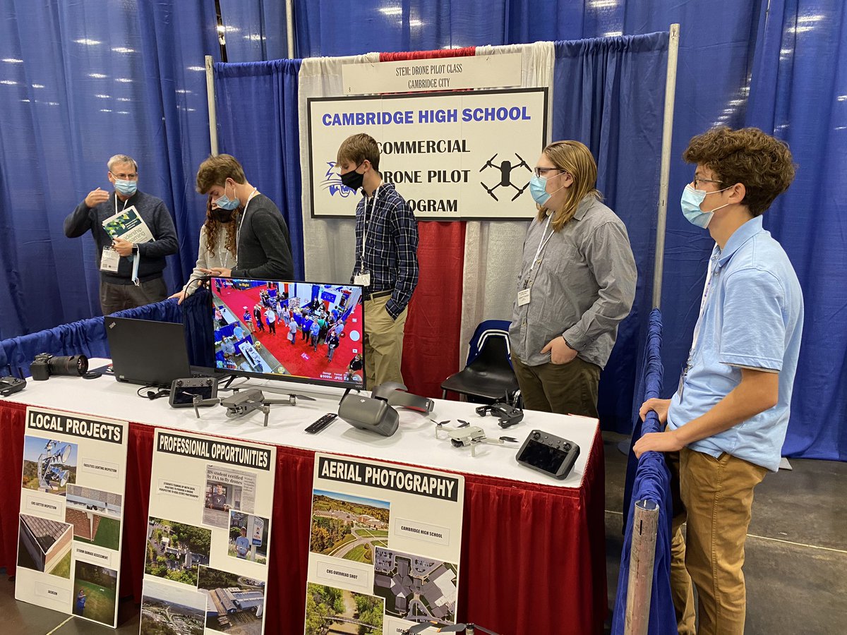 Bobcats_CHS's tweet photo. Mr. Hannon and his students at the Ohio School Board Association Capital Conference. Presenting the CHS Commercial Drone Pilot Program! #WeAreCambridge https://t.co/1uIWXZyQC9