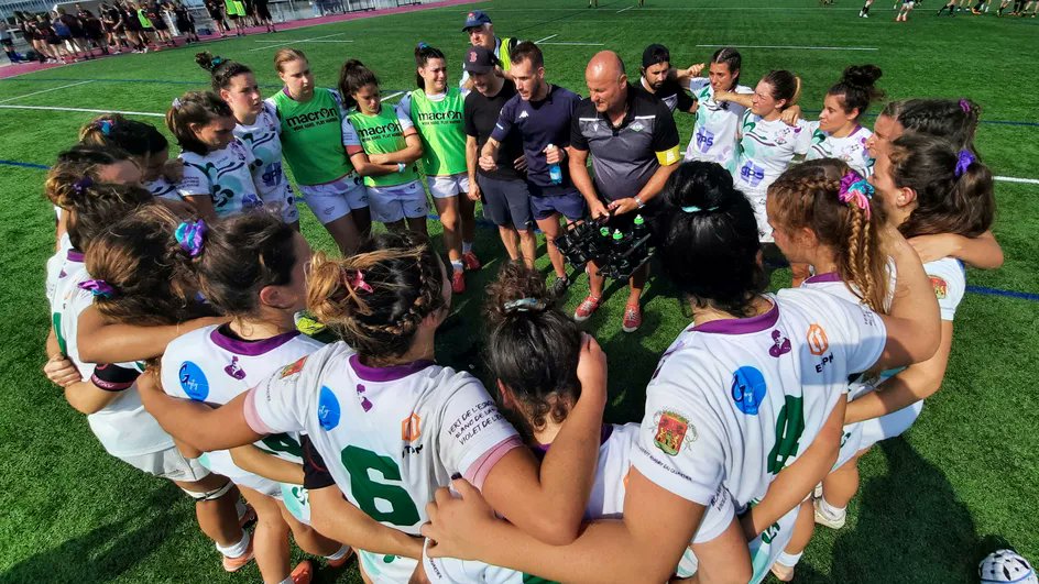 franceinfo's tweet photo. Rugby : face au peu de moyens investis dans leur équipe, les joueuses de l’AS Bayonnaise se mettent en grève

https://t.co/yaluJnoTgI https://t.co/7GYyo4mhJo