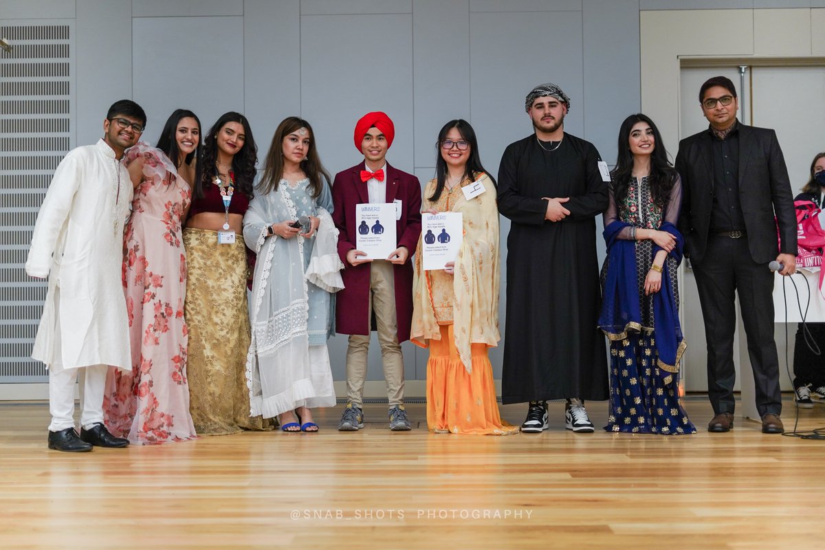 BCUSU's tweet photo. Some photos from last Friday's Diwali celebrations... 

Thanks to everyone who came, and to BCU International Office and @bcuindiansoc for organising another great event!

Check out the full album here:
https://t.co/9moxeIRLk1 https://t.co/4SjEkDClPd