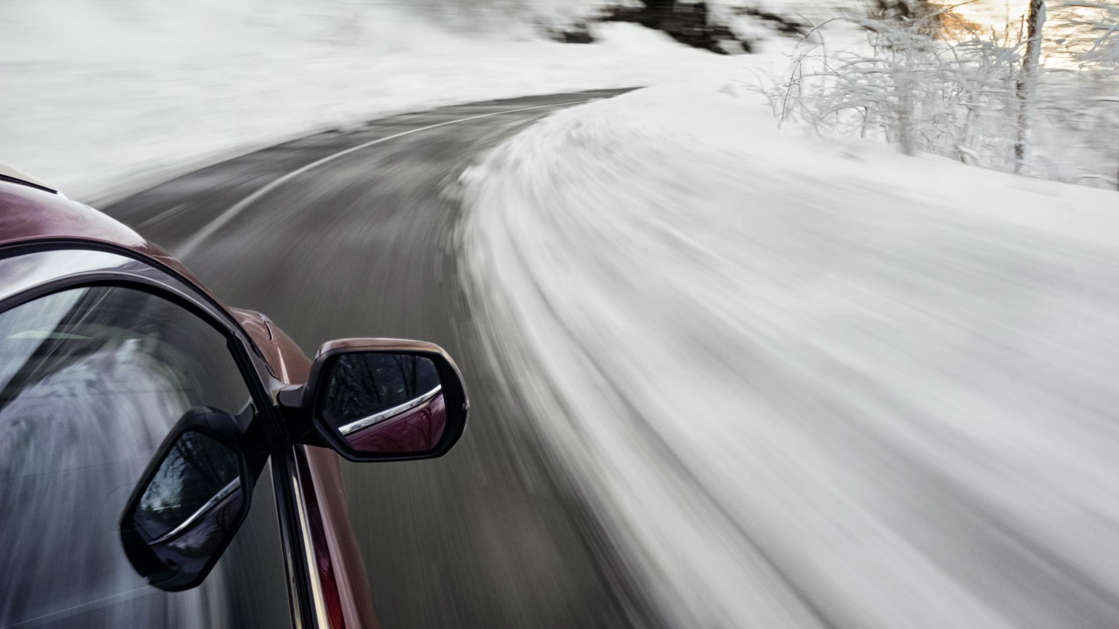 Winter is coming: how to prepare your car for the cold. Read more: bit.ly/2YoYdwC 

#automotiveindustry #automotive #automotivenews #carnews