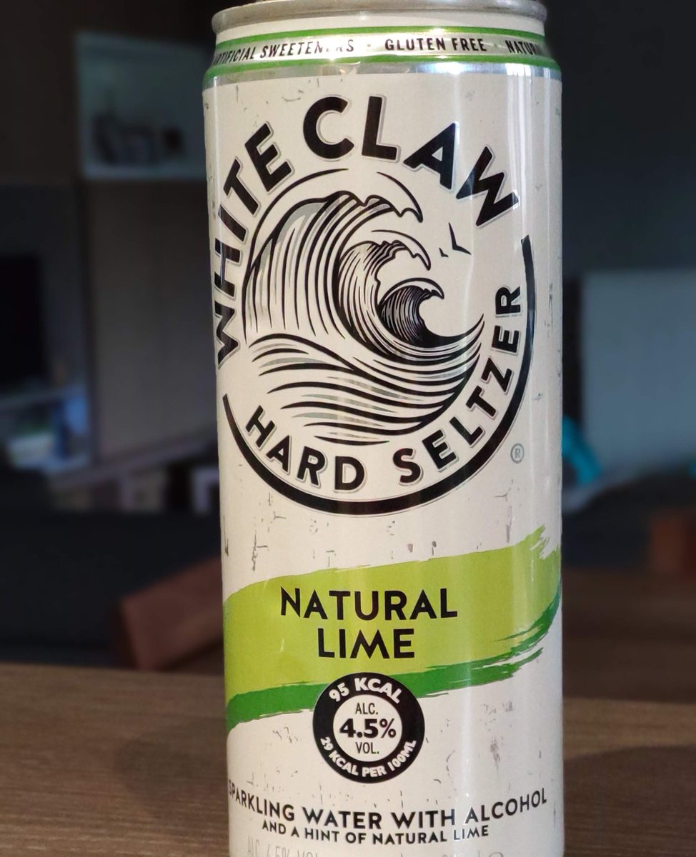 Al eens een "hard seltzer" geproefd? Nee, dat is geen middel voor heel hevige hoofdpijn, maar een (licht-)alcoholisch drankje dat  vooral in de VS steeds populairder aan het worden is, naar verluidt als alternatief voor wijn. Begrijpe wie kan...
bit.ly/3GZqtaL