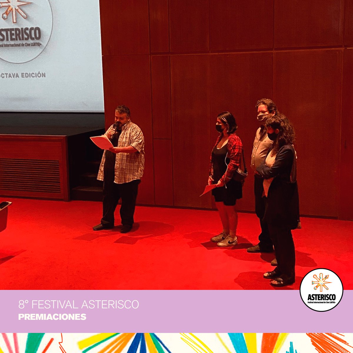 AsteriscoFest's tweet photo. Postales de una jornada muy feliz en #FestivalAsterisco 📽️
🔥 ¡Nuestras felicitaciones a los trabajos premiados! 🔥
💥 Con el apoyo de @Fundacion_Sagai · #lahayemedia · #pomeranec · #APIMA · @powerpaola · #AgenciaBomba
📷 Galería en nuestro Instagram
https://t.co/rlw2t6NnQI https://t.co/eEpiMVwndO