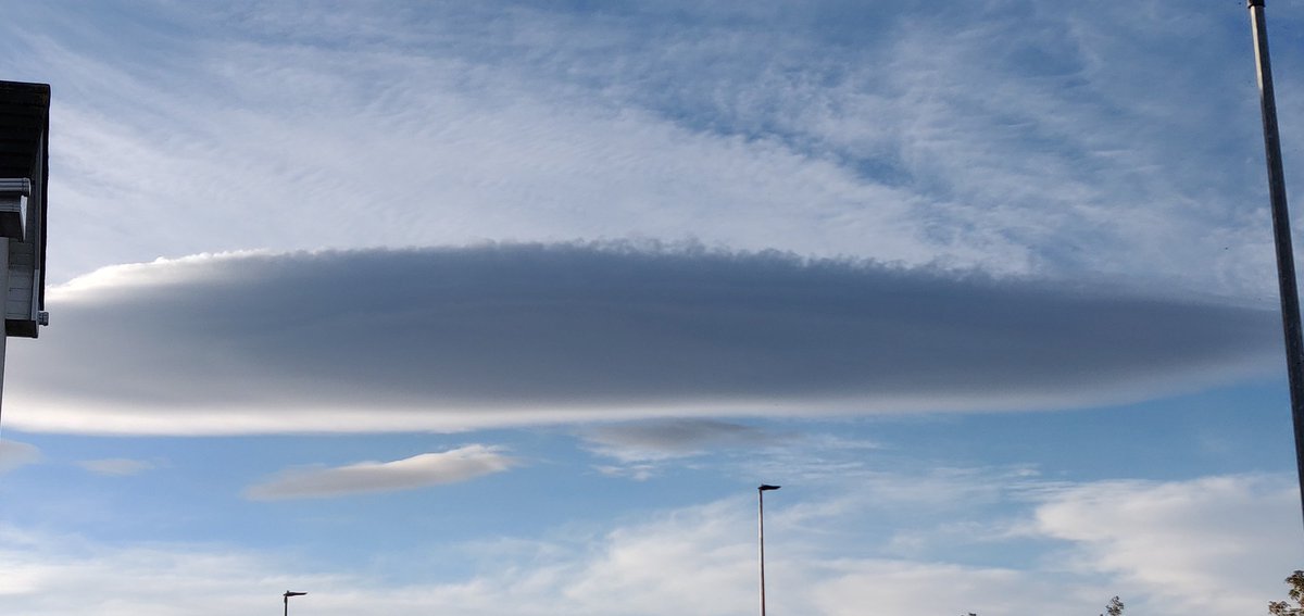 chefrenchef's tweet photo. @MetEireann Over Wicklow too https://t.co/5eYYC4gY1X