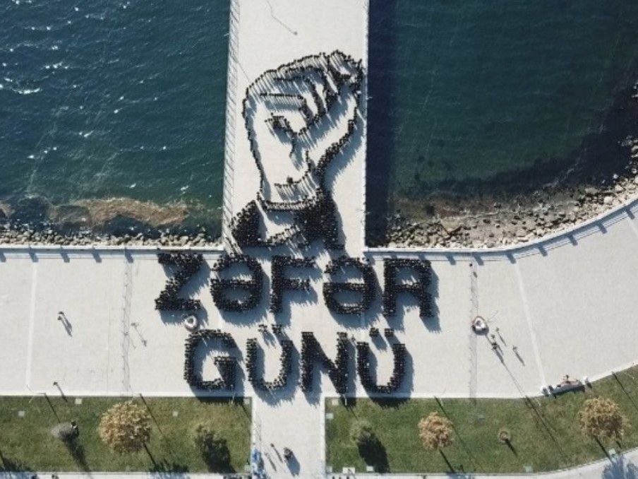 Nazmdvv's tweet photo. #8NovemberVictoryDay
#KarabağAzerbaycandır https://t.co/0d0K1ZvHgt