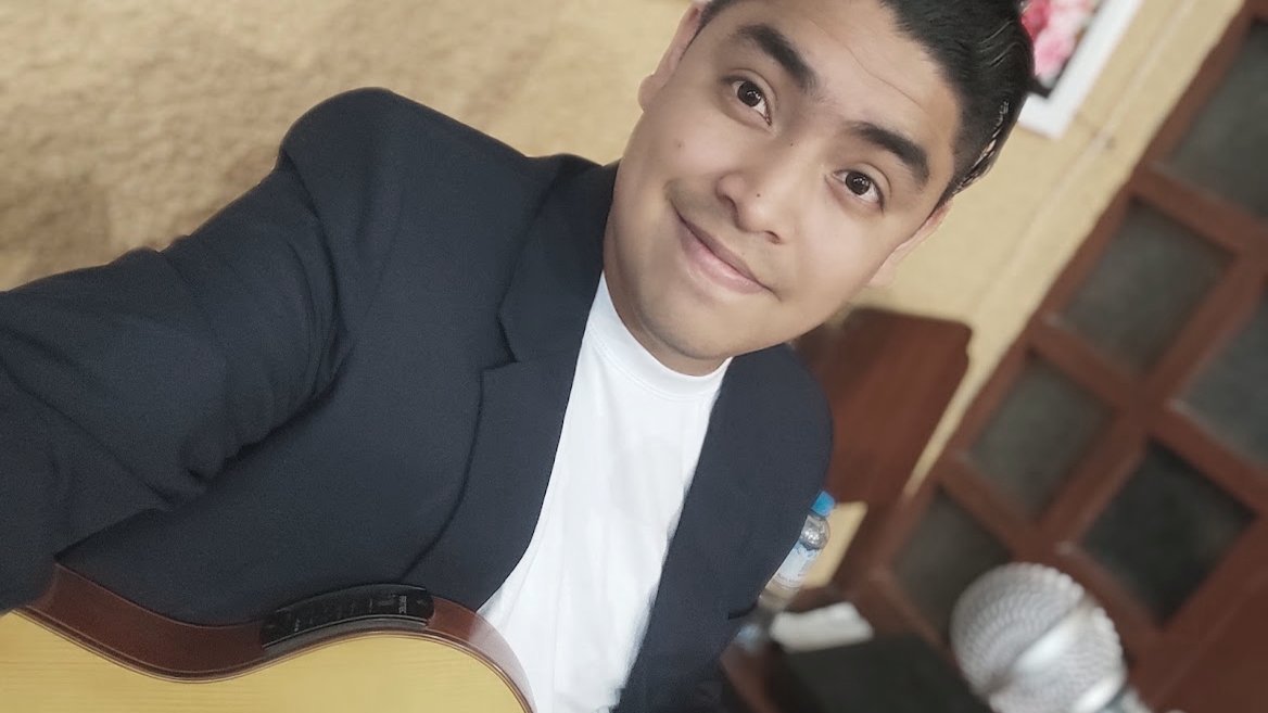 Jl9Solano's tweet photo. La música hace tanto bien :) ♥
#Music #Sing #Singer #guitar #cover https://t.co/bJF7BLaum3