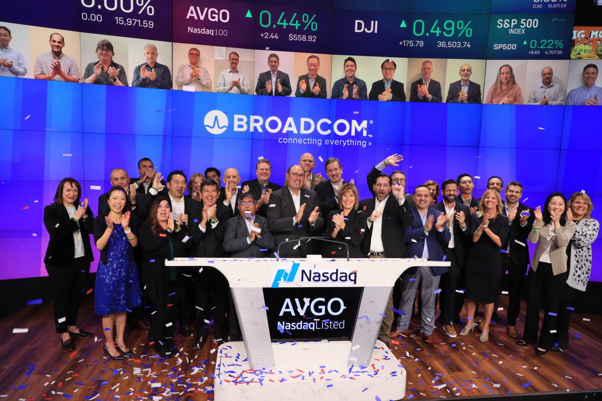 BroadcomSW's tweet image. Broadcom Inc., in celebration of Broadcom Software Investor Day, rang the opening bell today at @Nasdaq. #BroadcomSW