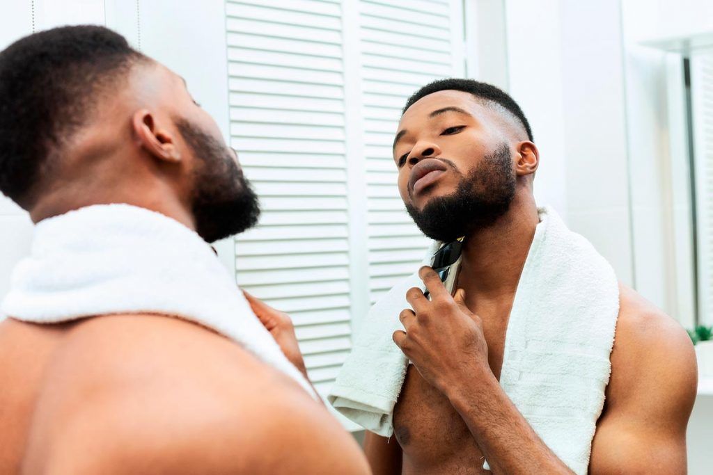 Rise and Grind, from Team Rise! Get up and get active on this Monday morning, with our natural products! 

#Rise #Skincare #BeardCare #NaturalProducts #Melanin