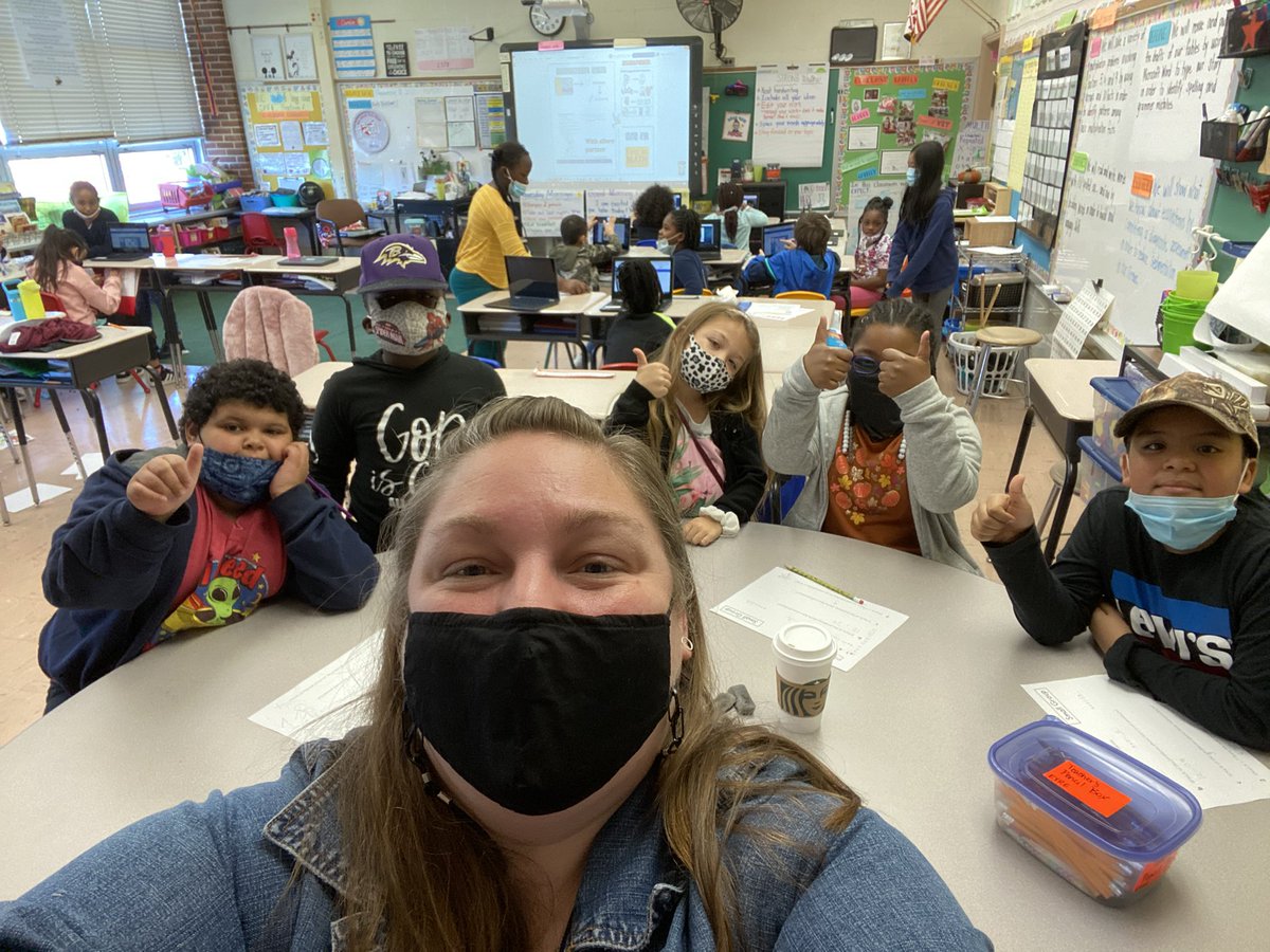 MsEyreland's tweet photo. When it’s your birthday 🥳 and your math small groups rocks it… your day is made🤩! 💯 student engagement 💯 student involvement 💯 teacher pride! https://t.co/FIS6BfqycG