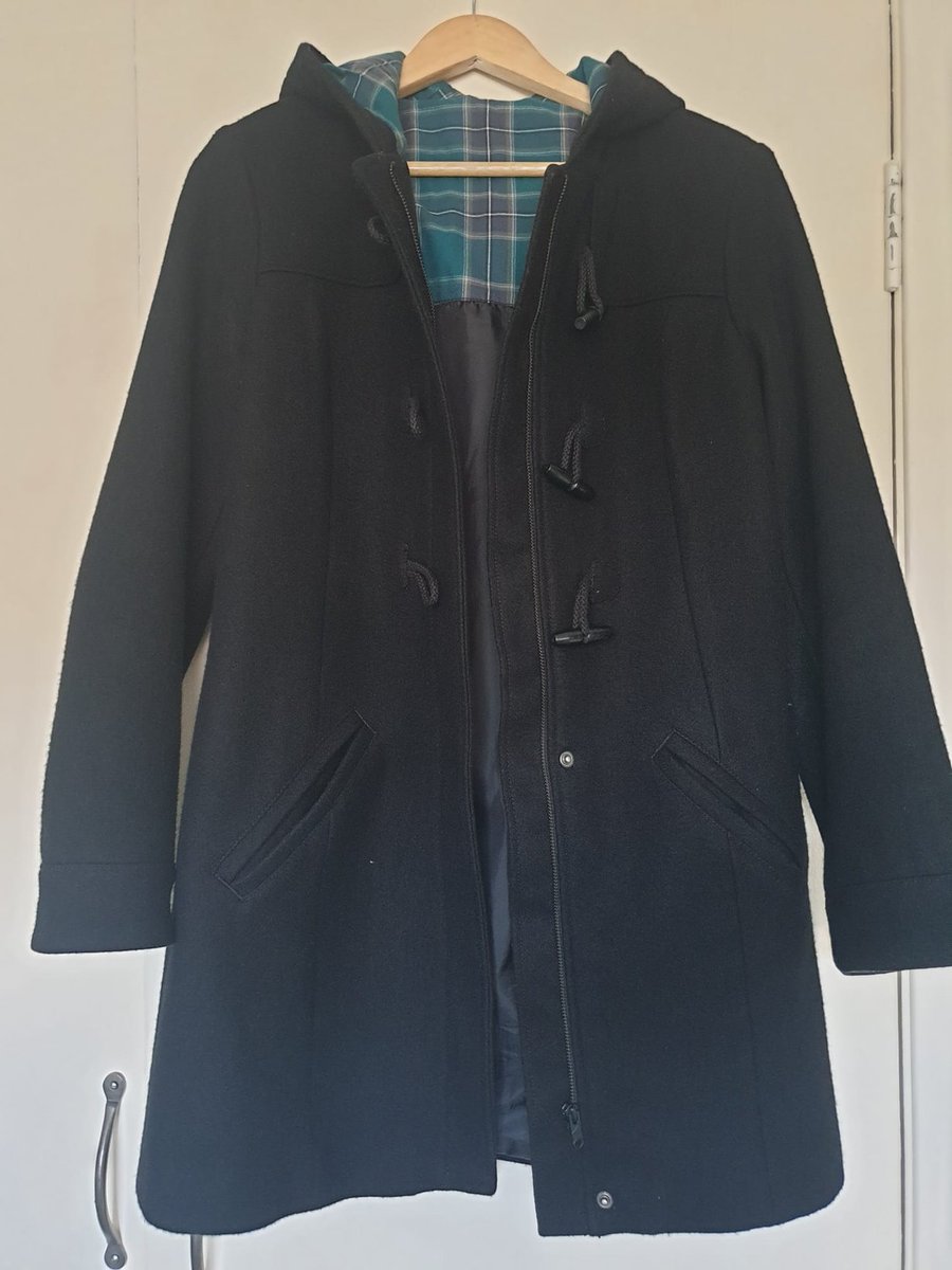 Original4UU's tweet photo. https://t.co/vAU4A6Wcwe #adidaswoolcoat #womensjacket #prelovedcoat #asnew #coat #woolcoat #coatcheaper #adidas https://t.co/38fpK4Ytkf
