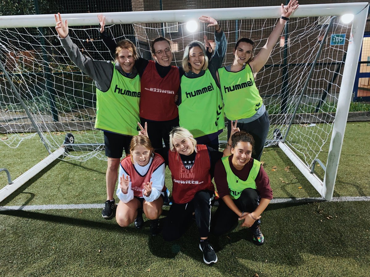 We’re back! ⚽️ Well, kind of... We’re in need of members!! 💪🏼 GWF is all about positive, supportive vibes. It doesn’t matter if you’ve never played before, or you’re a semi-pro!⁣ Meet us next Friday (19/11) at Deptford Green School from 5-7pm ✨ We usually go to the pub after 🍻