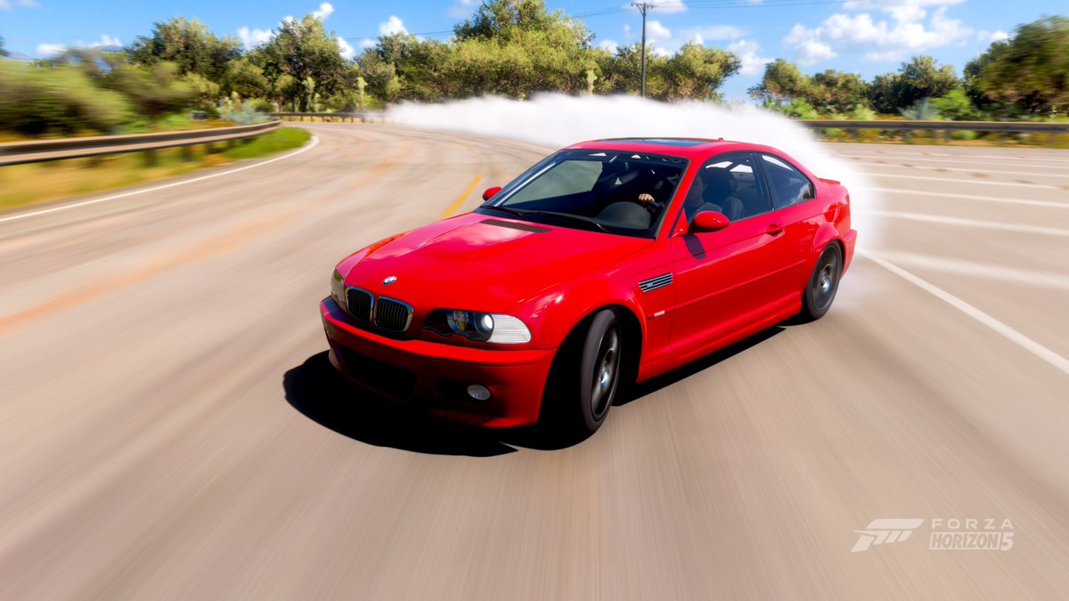 Preditor458's tweet image. This game is impossibly pretty sometimes🥰. #ForzaHorizon5 #Ferrari #BMW #Gaming