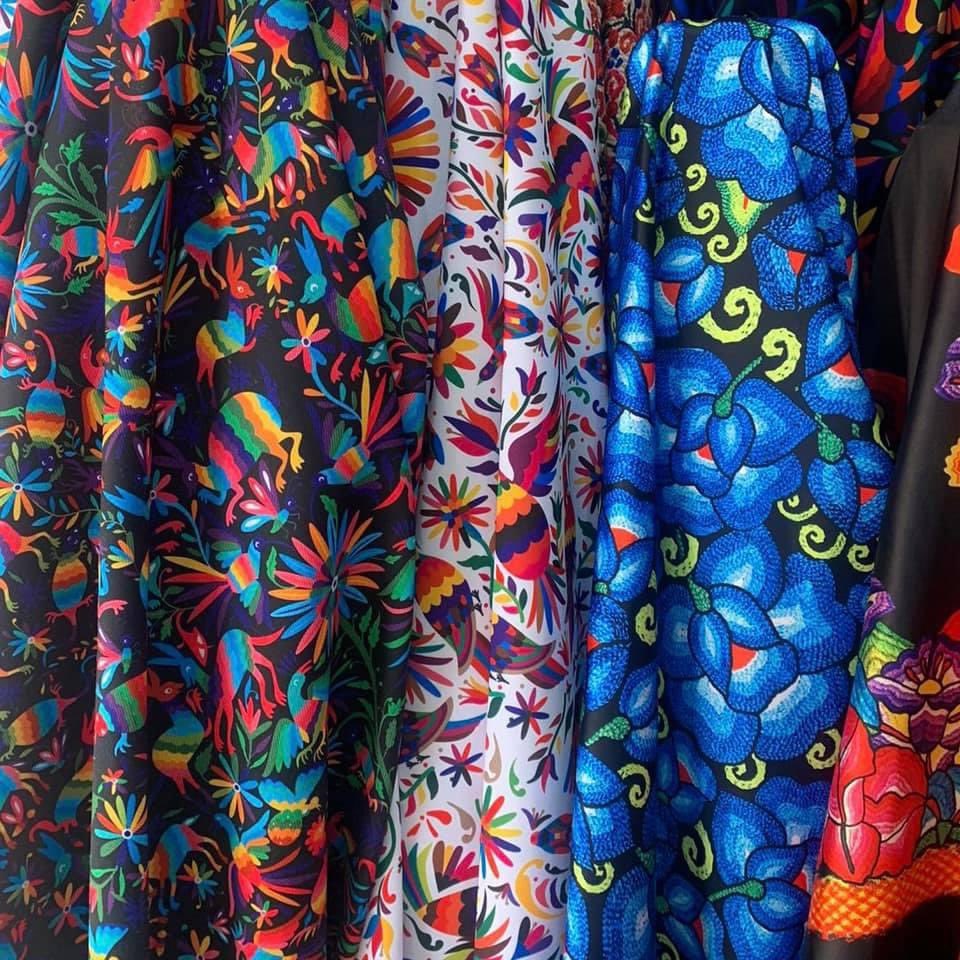 Hace unas semanas tuvimos una asesoría para Capital Textil, la tela, una de las materias primas más importantes para crear. 💫 🧶🪡👚👔🥻👘🩱👙👗🧣🧤👒🧦🧢🥿🎒