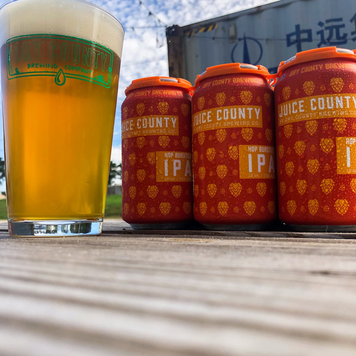 DryCountyBrewCo's tweet photo. Going...going... be sure to enjoy a Juice County IPA (or two) before it's gone for the season! ๐
#makeyourrun #drinklocal #onlyinga https://t.co/M9MGRQvEY5