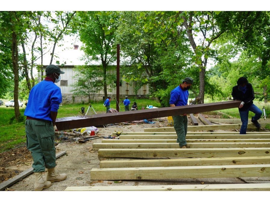 EarthCC's tweet image. Interested in getting your hands dirty? Come join us TOMORROW from 1-3pm @ 3190 Oak Hill Drive &amp;amp; help us finish building our eagle aviary with Capital Guardian cadets! To see full details, check out our most recent post on Instagram! 
#birdsofprey #raptorconservation #CGYCA