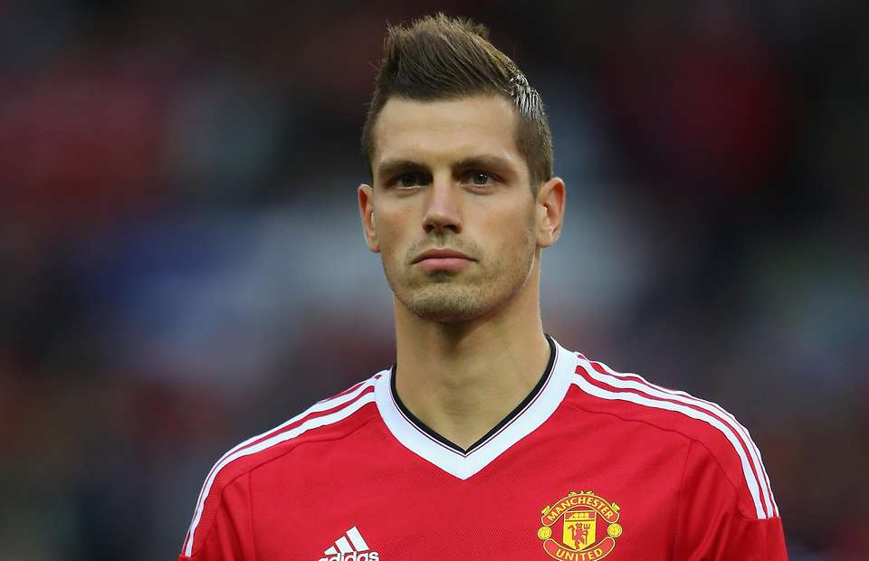 Happy birthday to Midfielder Morgan Schneiderlin born 08-11-1989 Y.A.C. 2015-2017. Apps (47), Goals (1) 