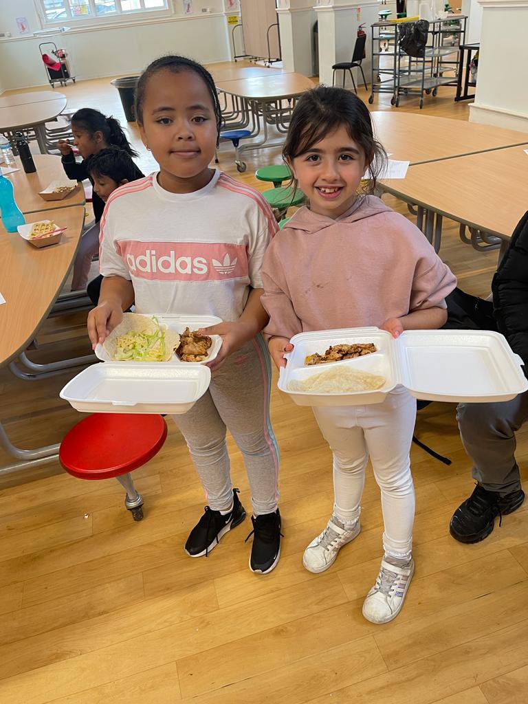 RTS__UK's tweet photo. October Half Term Sports Mentoring Camp

Day 3: 

@NoirNiveaux joined our Sports Mentoring Camp to teach the Children/Young People how to make their own Jerk flavoured Taco’s

As you can see, the Children/Young People also got to make their very own waffle and decorate it 🤝✨ https://t.co/WUco4A1iTv