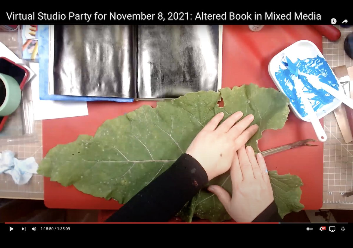 kimleekho's tweet photo. #VirtualStudioParty happened today at 2, as usual, but usually I promote it in advance!
Instead I encourage you to watch the replay video, which is available now!
I worked on my mixed media altered book project this week: https://t.co/5giiLluBy7
#mixedmedia #artparty https://t.co/9A1JGfaRJu
