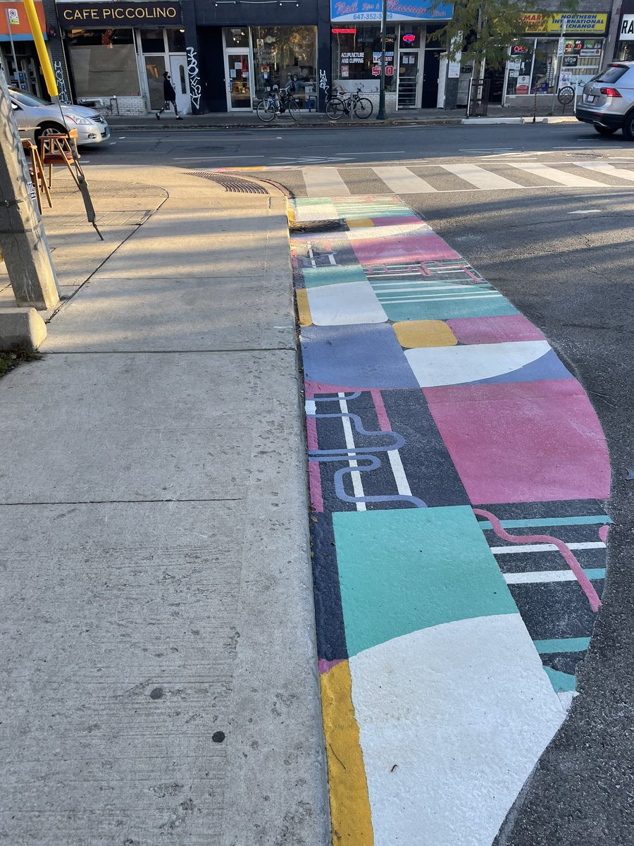 Have you seen some of the new road murals being installed in #Bloordale  to help with the bike lanes and traffic calming?