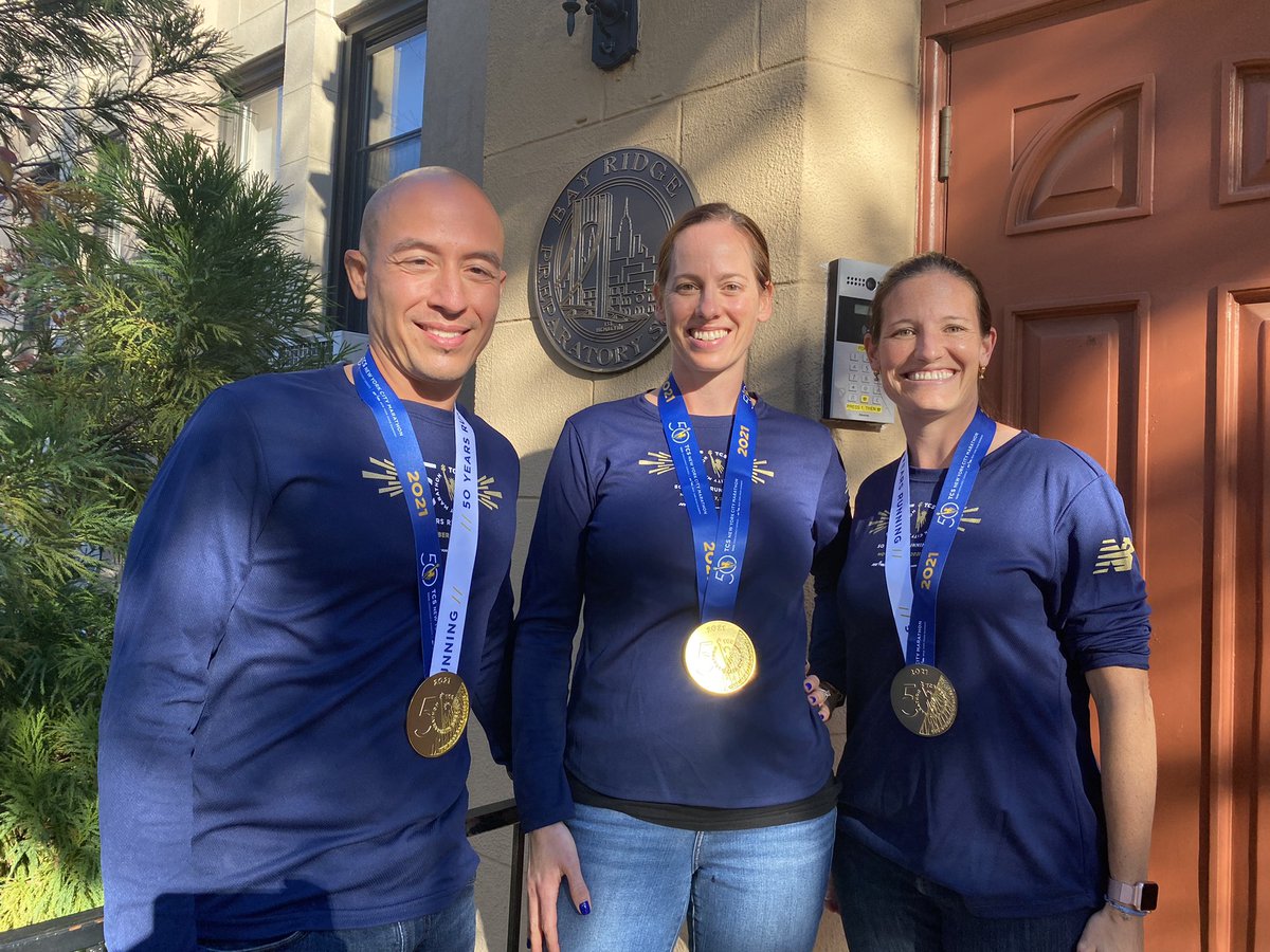 Congratulations to our NYC Marathon runners! Bay Ridge Prep teachers Erik Fezzuoglio, Libby Bushong and Lisa Neesemann completed yesterday’s 26.2 mile journey through New York City!

#tcsnycmarathon