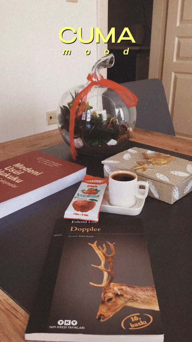 hukukcubirisi's tweet photo. İyi akşamlar 😌 Uzun zaman sonra yine bir çekiliş ile geldim tweeti rtweetleyip beni takip eden bir kişiye fotoğraftaki 3 kitabı hediye edeceğim 😌 Çekiliş 23 Kasım tarihinde açıklanacaktır bol şanslar dilerim 😌 https://t.co/4Pm98fG0ls