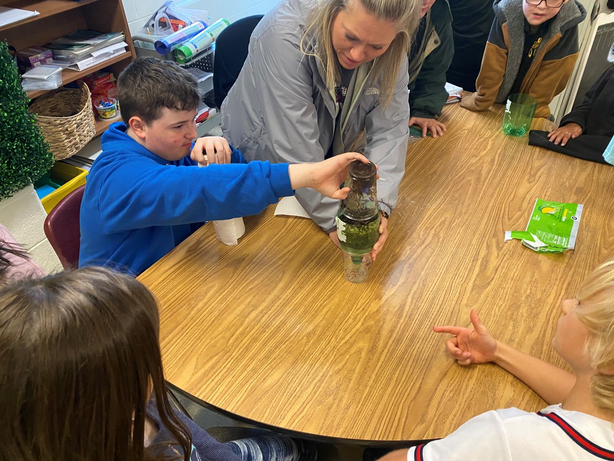 Mrs. Wells tweet media