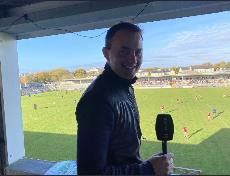 davidtubs's tweet photo. Delighted to be part of the @ClareFM sports team of @DLynchSport @OConnorSyl and Joe Garry for the county final. Also great to see the @DoonbegFootball 96 ⬛️⬜️team walk out at half time to receive there awards #GAA #countyfinalday #mediadebut https://t.co/BLl6ntW3oW