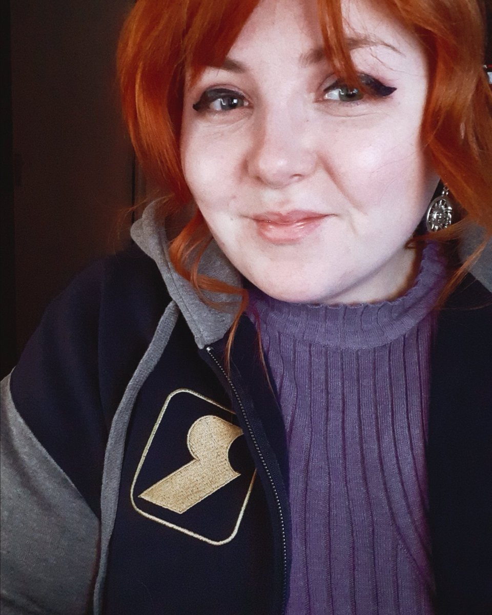Tinfoilface's tweet photo. Aren't the @RareLtd events team the coolest? I got a super swanky varsity hoodie along with some other goodies earlier today 🌟💙💛 https://t.co/RIFY2vwf4o