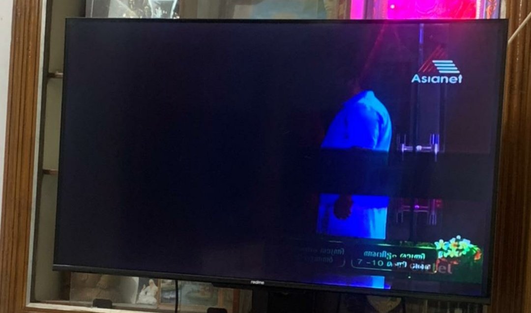 jithinchandra7's tweet photo. @beebomco Worst experience... don't go for realmetv... save your hard earned money https://t.co/hqb5A6Cnza
