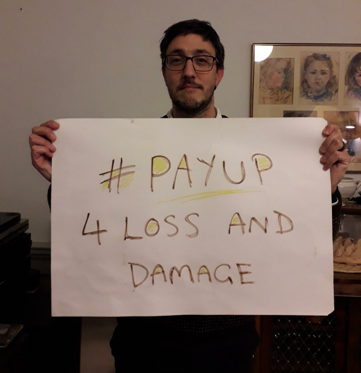 bu_harman's tweet photo. To all the big polluting, climate crisis causing, companies out there.... i'm joining thousands of people, and groups @christian_aid, @BritishQuakers and @RobinHoodTaxUK  at #COP26 who say it's time to #PayUp4LossandDamage https://t.co/bMJN5fNgZh