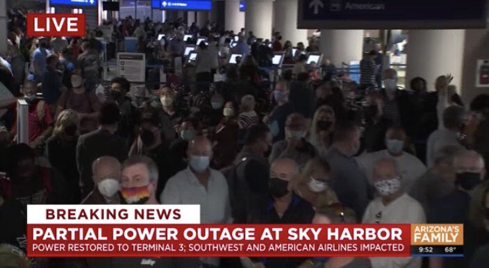 Live look at ticketing in terminal 4. Thousands in limbo, waiting for info. Overhead speaker keeps saying “we’re working to restore full power.” #azfamily