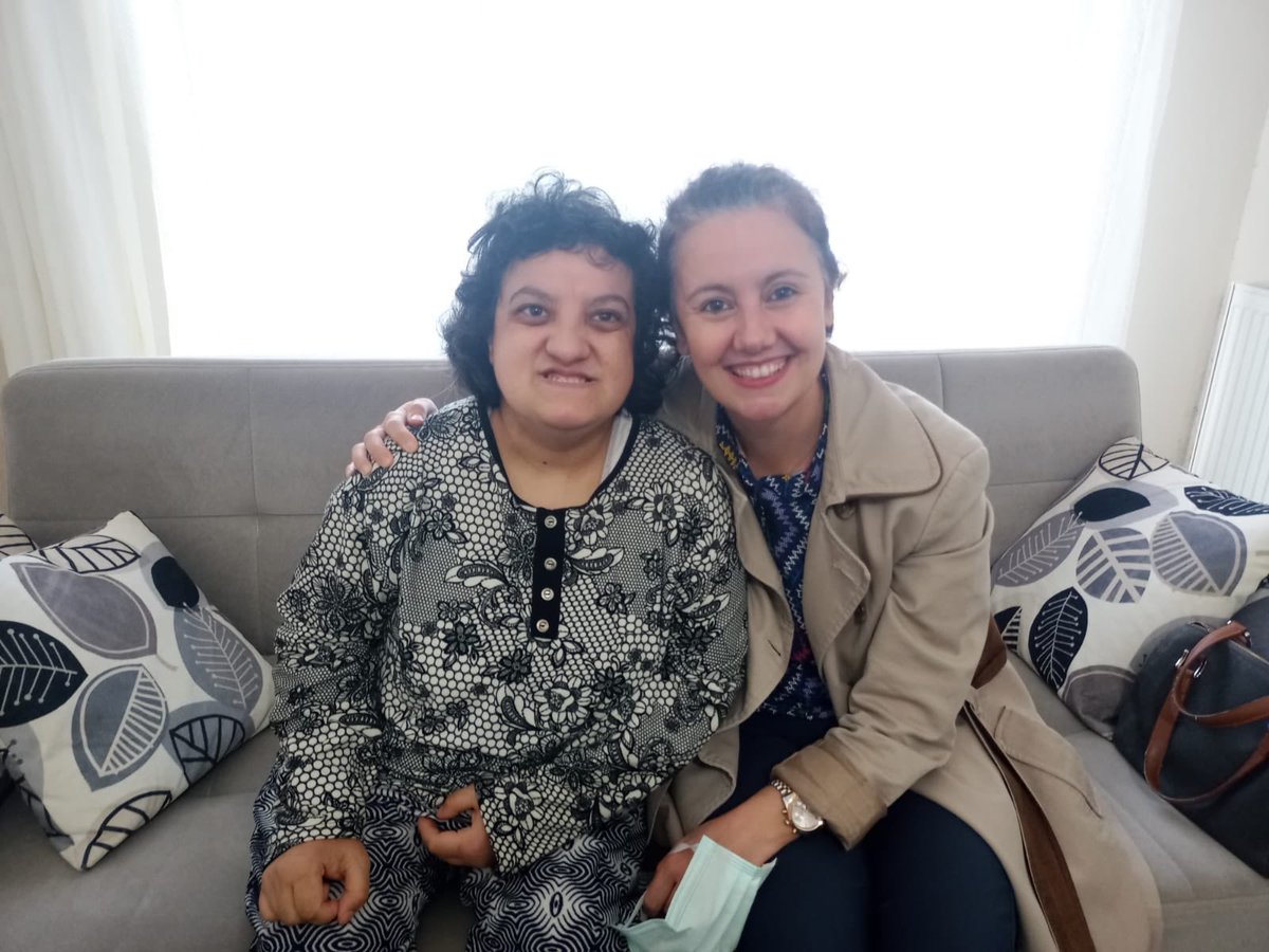 İlçe Başkanımız <a href="/av_merveuncuk/">Av. Merve ÜNCÜK İŞGÜDEN</a>,Kadın Kolları Başkanımız <a href="/demirpervin10/">Pervin Demir 🇹🇷</a> ve Yön,Kurulumuzla ziyaretimiz Melike kardeşimizeydi.
Güler yüzüyle engellerin yaşamın önüne geçmeyeceğini  anlatan kalbi güzel kardeşimize ve annesine misafirperverlikleri için çok teşekkür ederiz.
#Gönenİçin