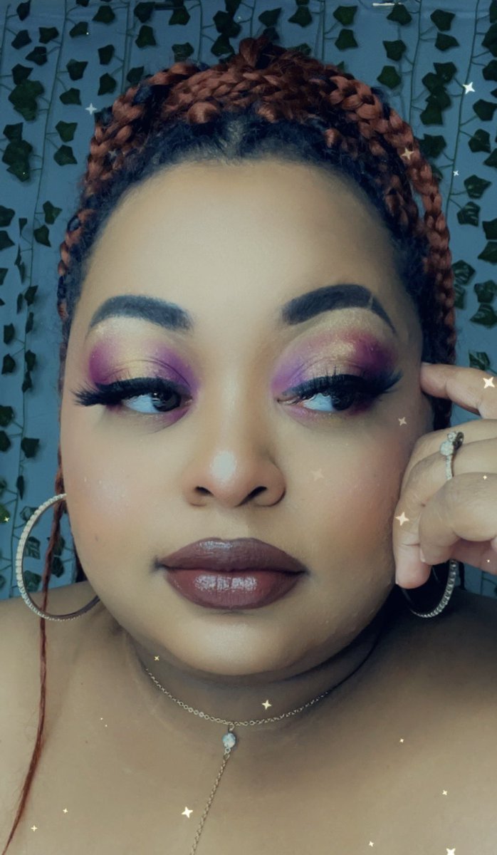Shays__wayy's tweet photo. Day 79 of my #365daymakeupchallenge
🖍Brow Pomade
🖍Matte Book
🖍Big Box
🖍Blush Binder
🖍Gumbo💄
🖍Bear💄
🖍Private Party💄
@TheCrayonCase @WuzzamSupa
#LOTD #thecrayoncase #mattebook #bigboxof64shades #makeupenthusiast #futurecrayoncutie🖍 #makeuplooks #makeupoftheday https://t.co/7oK2c03Vgn