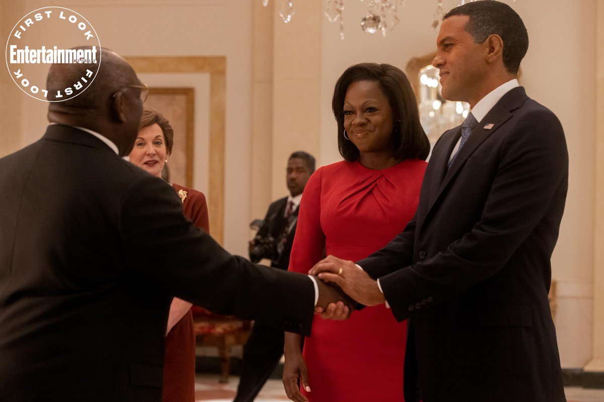 RealJohnJohnKJR's tweet photo. First look at Michelle Pfeiffer as Betty Ford, Viola Davis as Michelle Obama and Gillian Anderson as Eleanor Roosevelt in Showtime's limited series THE FIRST LADY (via @EW exclusive) https://t.co/pRQOBbz2QV
