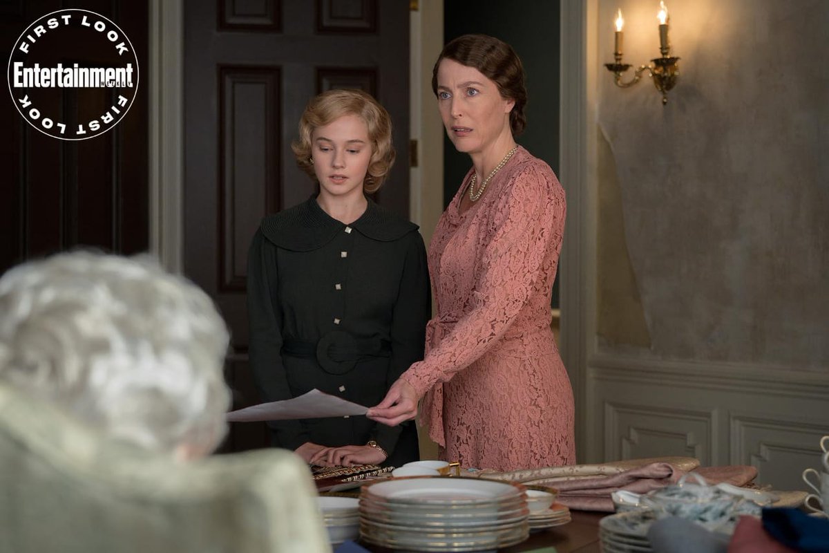 RealJohnJohnKJR's tweet photo. First look at Michelle Pfeiffer as Betty Ford, Viola Davis as Michelle Obama and Gillian Anderson as Eleanor Roosevelt in Showtime's limited series THE FIRST LADY (via @EW exclusive) https://t.co/pRQOBbz2QV