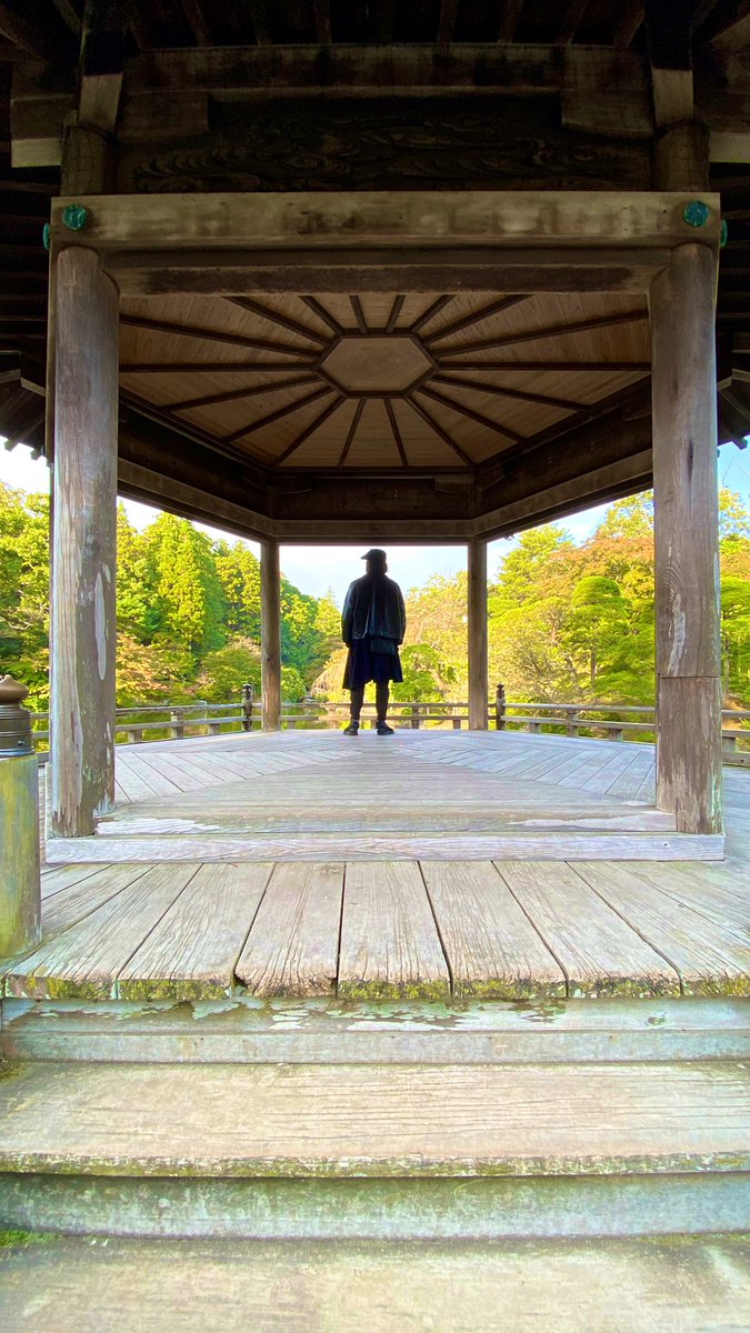 DROWSYDROWS's tweet photo. さてさて、お日柄も良く世間的にもゆるやかに解禁方向の様で各種裏任務もひと段落っぽいのでソロソロ動きます ♻️ え〜出来ることならなんでもしますし贅沢は言いませんので仕事=ギャラいくらでもください。あ、でも、愛か敬意がないとグレてサクっと断ります🙏 契約金前払い大歓迎 🌞 DMme📲 #再見✌️✨ https://t.co/mlv1ogtUPW