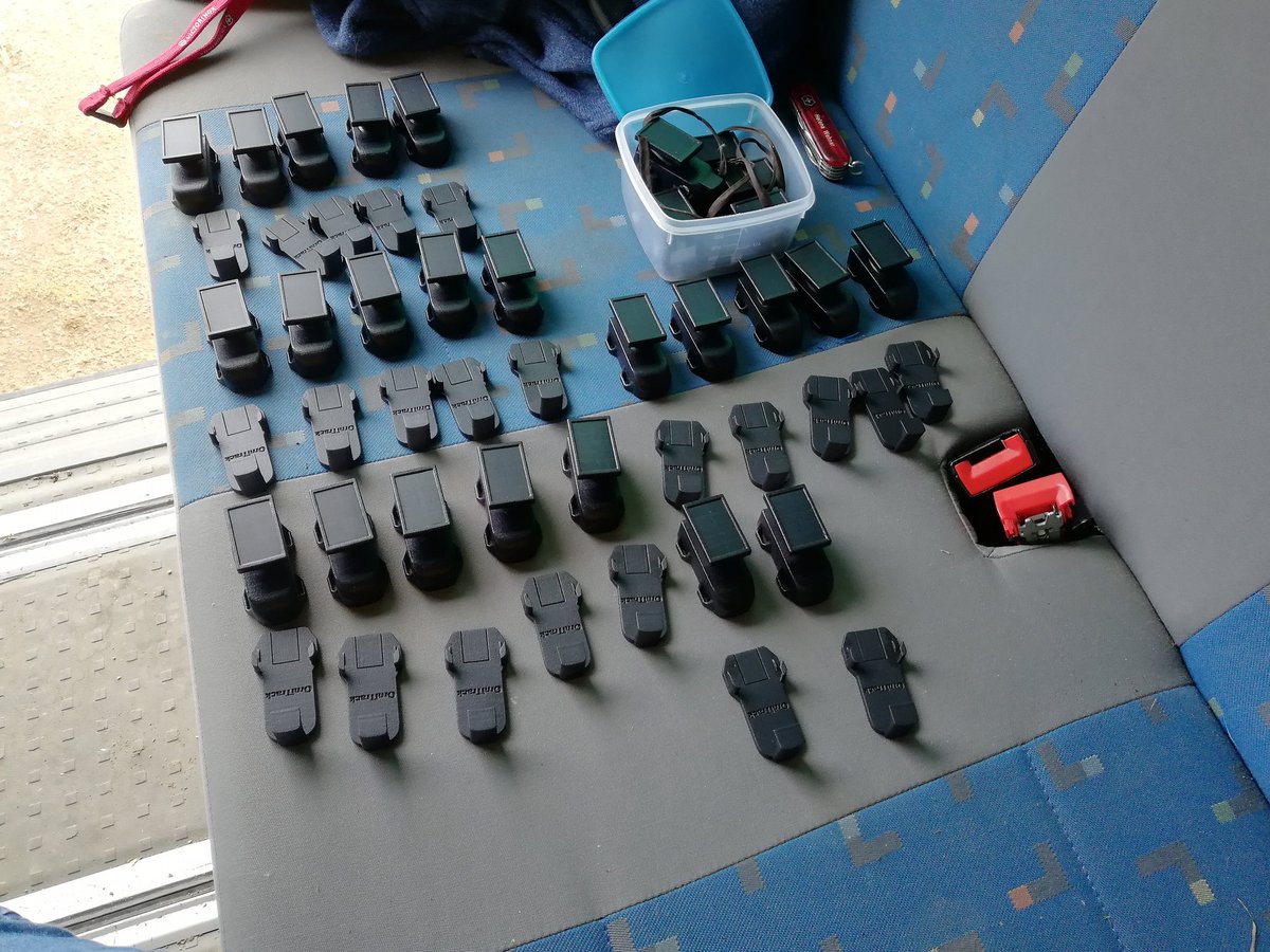 Anele_W's tweet photo. Preparing GPS devices for our young handraised Northern Bald Ibises in Italy/Tuscany (Waldrappteam). For population monitoring and nice animal movement and spatial analyses. Soon the young birds will be released. #animalmovement #remotesensing #NorthernBaldIbis  #waldrappteam https://t.co/DFaoxJZcZ7