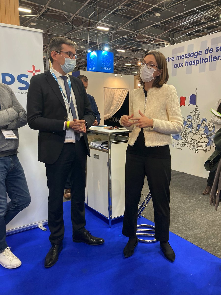 Fin de la première journée à #SANTEXPO ! Merci à Madame la Ministre <a href="/AdeMontchalin/">Amélie de Montchalin</a> pour ce temps d’échange avec le @SMPS_national et <a href="/Jerome_Goeminne/">Jérôme GOEMINNE</a>