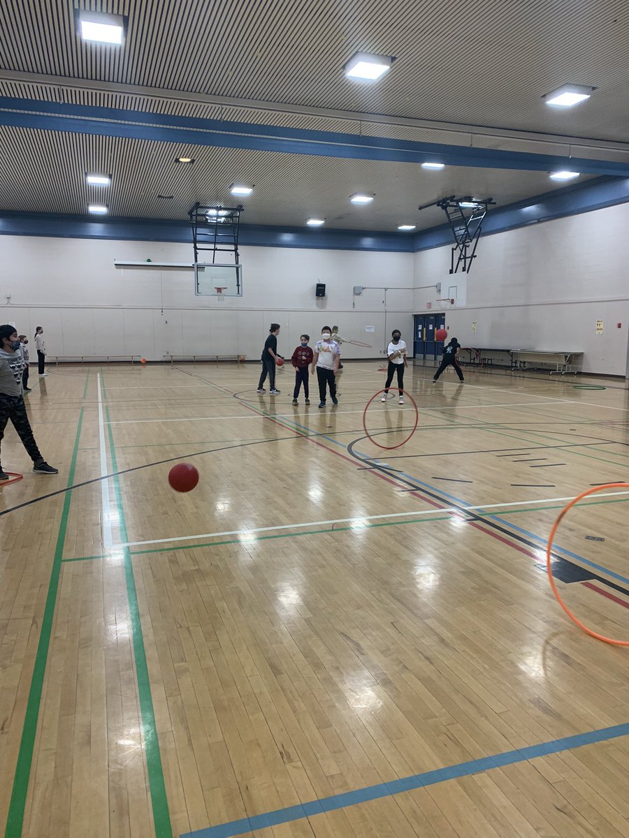 wdsgradesix's tweet photo. Learning some new Indigenous games in Phys.Ed. It’s been interesting and fun to learn the story behind this traditional games. #cbeindigenous #wdsgrade6 #wds #cbephysicaleducation #physicalliteracy https://t.co/MXAEKs0gaW