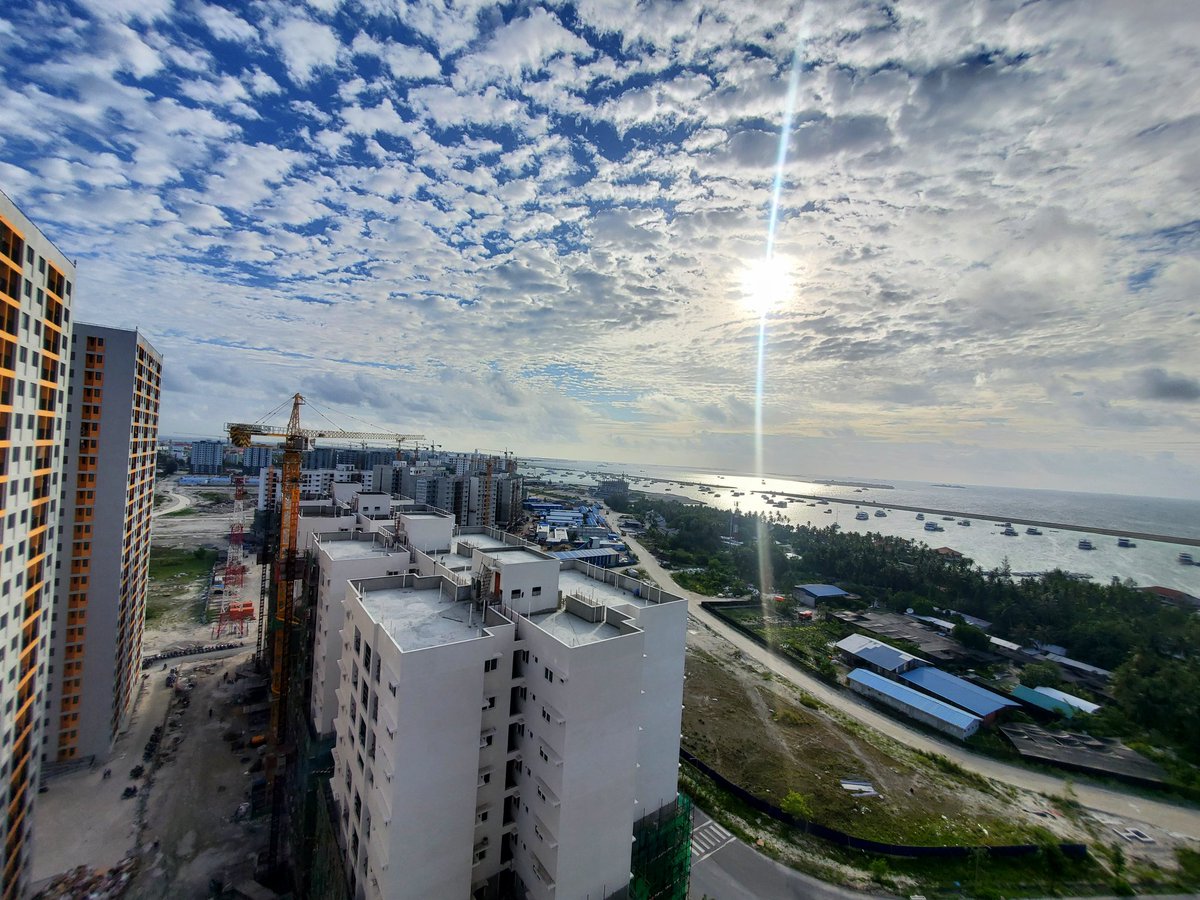 AfzalShakir's tweet photo. #BrokenClouds ☁️ https://t.co/E1Rrx1ECh9