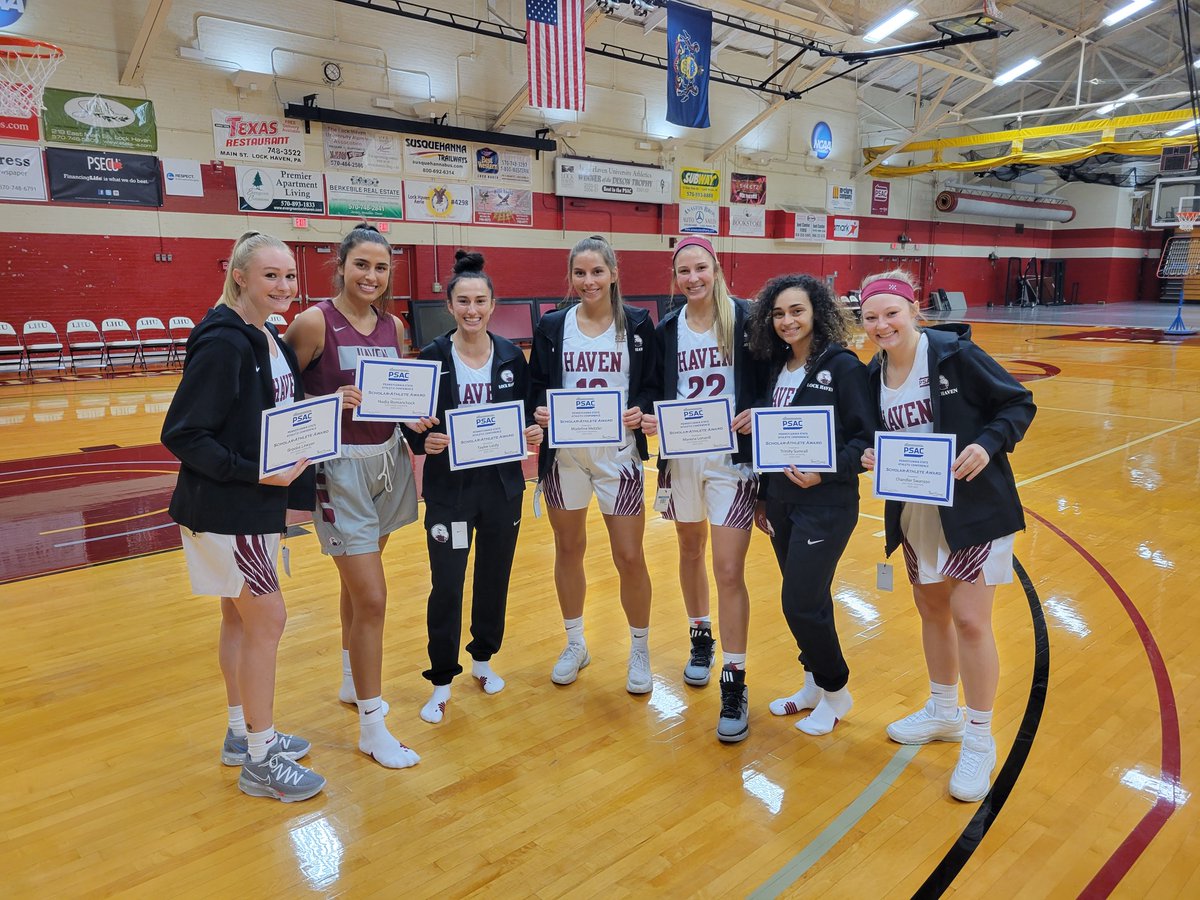 LHUWBB's tweet photo. Proud of our 2020-2021 academic rock stars! https://t.co/g3EFKZSNTj