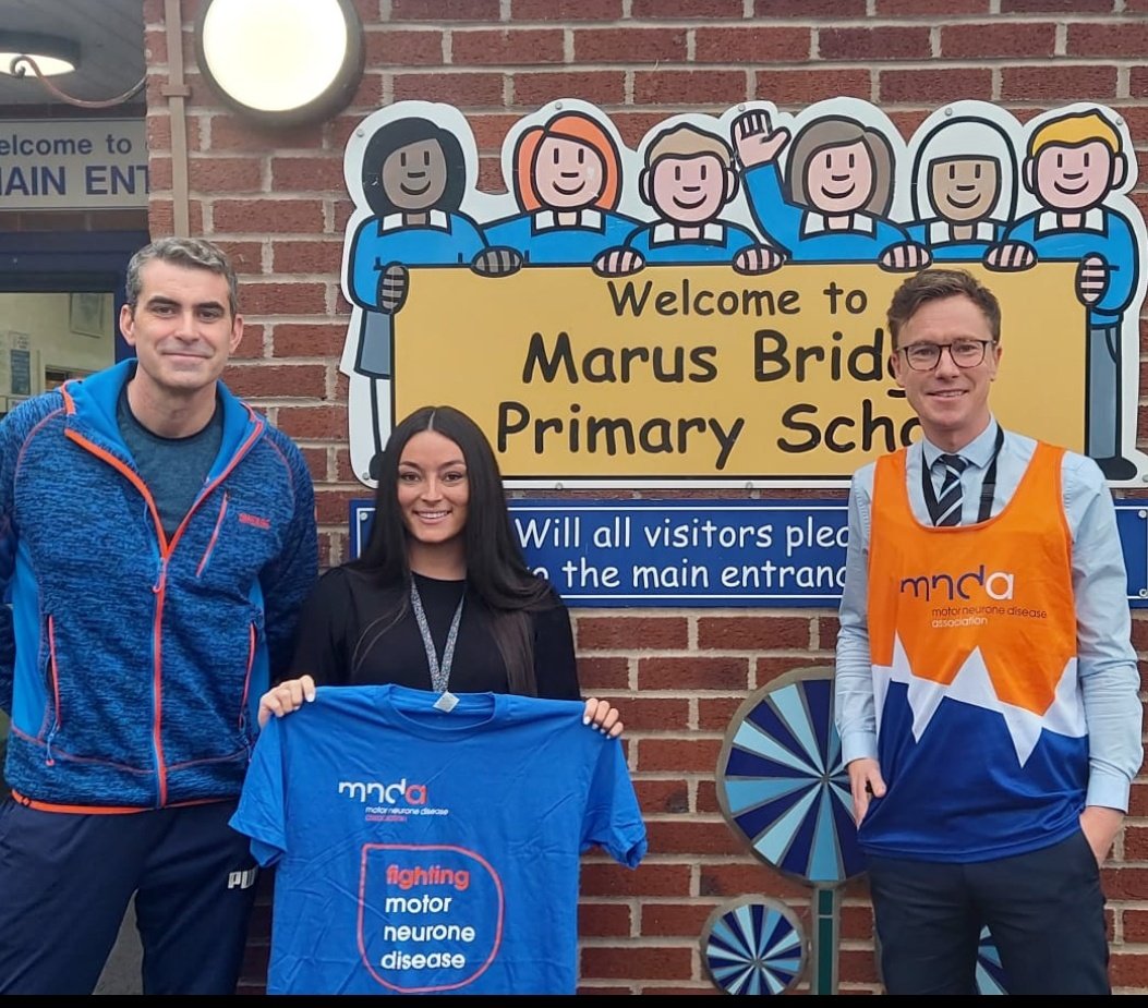 clarkemartyn1's tweet photo. 1st School on board! plans being discussed further, so pleased to roll out #run4rob raising awareness for @mndassoc @MarusBridge
Dec 11th - 17th Go Run and raise awareness & ยฃยฃ..who's next..
@Six_Again @alastairhancock @ClaireRyanSport @triathannie @JennyMeadows800 @Faster_feet https://t.co/h1zZsHliV2