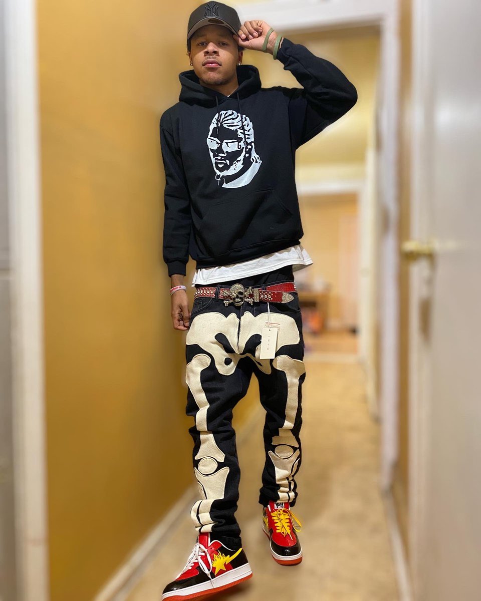 yrflashy's tweet photo. NEW YITTY 59FIFTY, STACKTOBER GLOW N DARK, YAHSTA’S ETC. 🗽⚡️🔥🐲 @IamStackBundles @Thugginnbugginn #yrflashy #yahsta #NewYitty #Stacktober #59fifty #mnmi #SquadUp #StackBundles #NiggaRican #Wavybone #bapesta #bapecustom #bathingape #thefoundation #awge #primirlifestyle https://t.co/jkF6aVX6TC