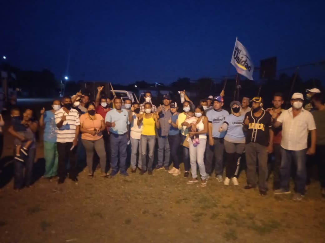 PrimeroInfante's tweet photo. Los caserio Mata de Rancho y el Corozo le dicen si al cambio con José García @josgarciah y Yovanny Salazar @Yovannysalazar_ gobernador #YoVotoUnidad #VOTAUNIDAD #LaDeLaManito #cambialos #QUESEMUEVALAESPERANZA https://t.co/cb3HZXeSgA