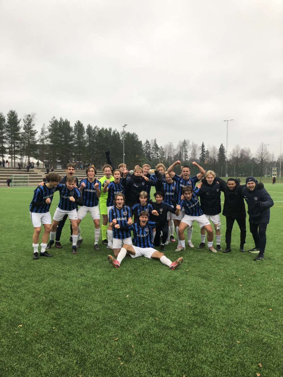 KaipioEetu's tweet photo. Kausi tuntui kahdelta. Isommat analyysit tehdään myöhemmin, mutta nyt on aika vetää happea. Säilyminen SM-karsintasarjassa oli kova tavoite, varsinkin kun lähtökohdat olivat näin haastavat. Kiitos @FCInterTurku ja tsemppiä tuleviin koitoksiin. #FCInterB1 https://t.co/UFYVPw3DaC