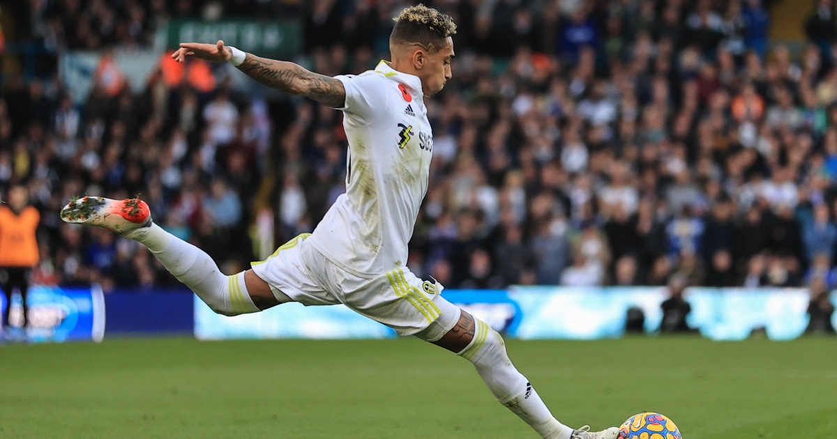 Leeds United's last nine Premier League goals have all been scored by players with their left-foot - Raphinha (x5), Bamford, Llorente &amp; Rodrigo (x2). This is the longest consecutive scoring run by a team in Premier League history of left-footed goals. #lufc