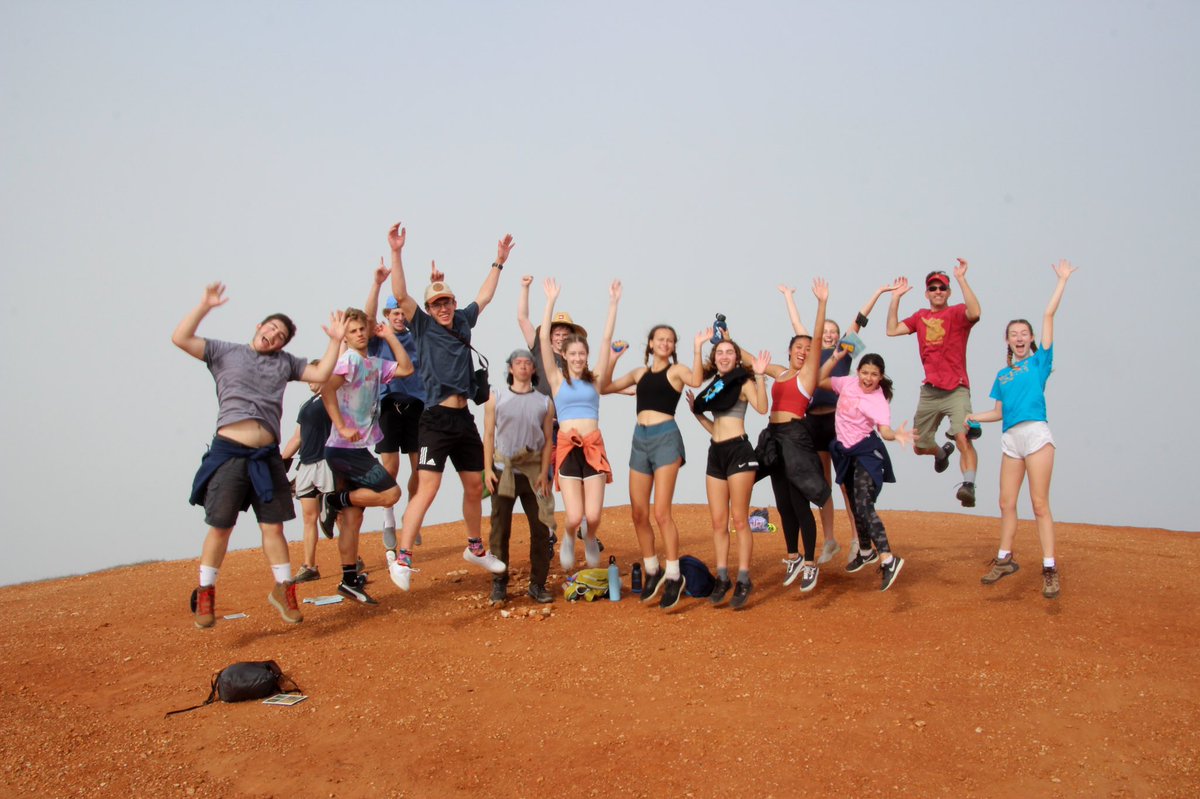 JudgePride's tweet photo. What a week on Catalina Island for our Oceanography students! Huge thanks to Dr. Dasch, our chaperones, and students for making it so memorable. #judgescience #be100 https://t.co/uDKiRJWnN8